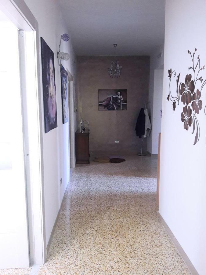 La Casa Di Giulia Appartement Caserta Buitenkant foto